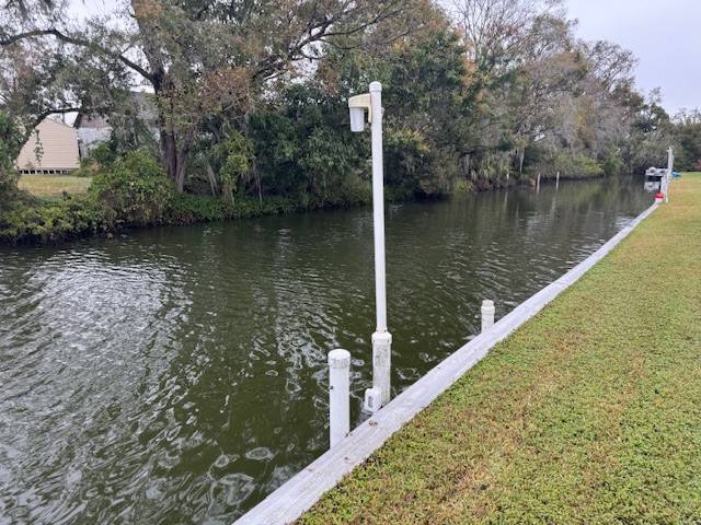 9 Henry Drive a Winter Haven, FL Mobile or Manufactured Home for Sale